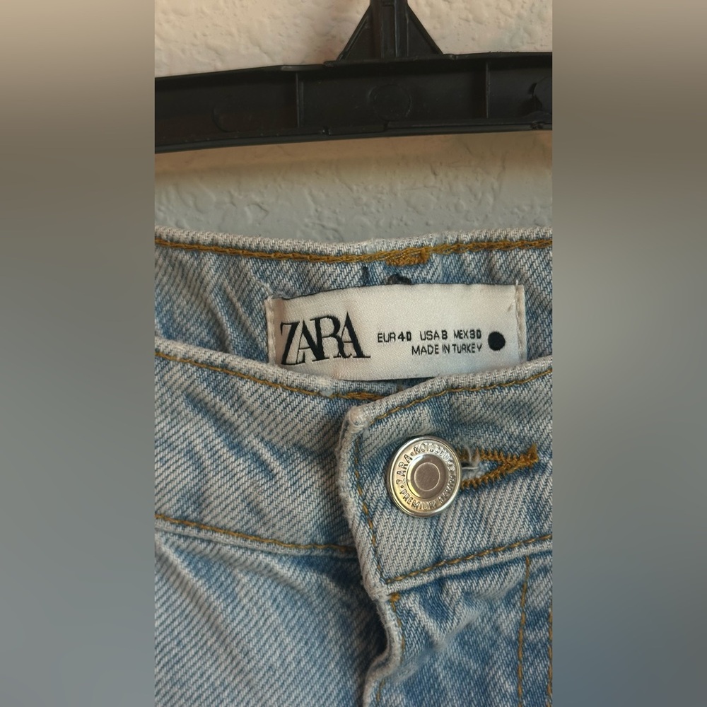 Zara The 90’s Full Length High Rise Raw Hem Frayed Blue Jeans Size 8 - Picture 2 of 7